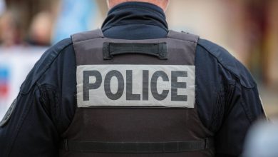 Un policier aurait consulté des milliers de dossiers confidentiels pour son fils